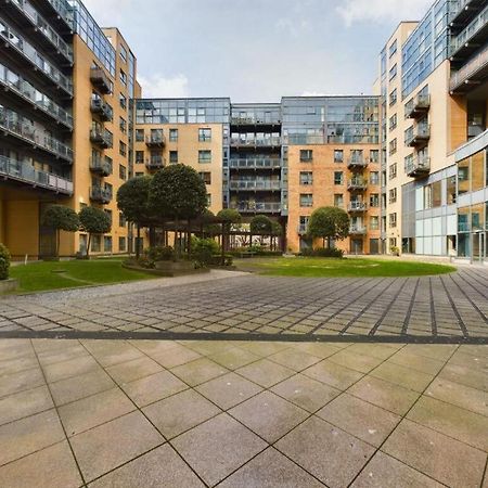 City Apartment In Great Location With A Balcony & Parking Possible - West One Sheffield Eksteriør billede